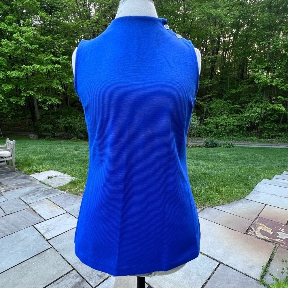 Talbots Button Detail Funnel Neck Tank size S in excellent condition